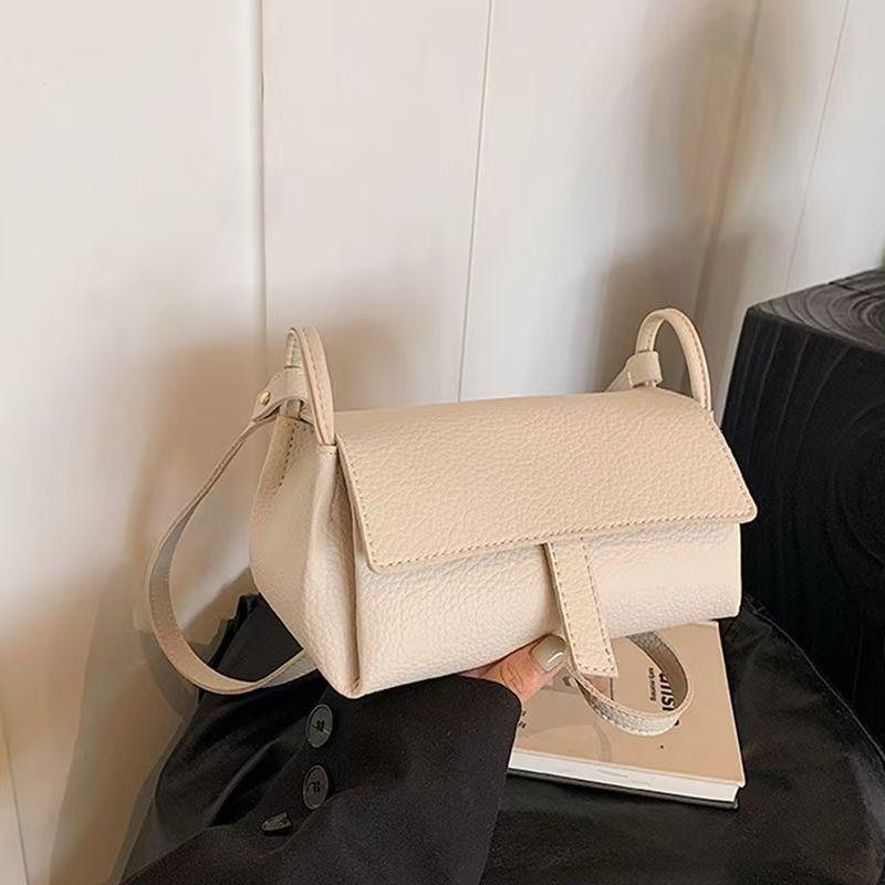 Minimalist Retro Chic Crossbody Pillow Bag for Women