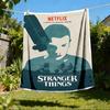 1ks Deka Stranger Things Venkovní Lehká Flanelová Přikrývka Na Cestování, Kempování, Obývací Pokoj, Pohovku, Židli Měkká