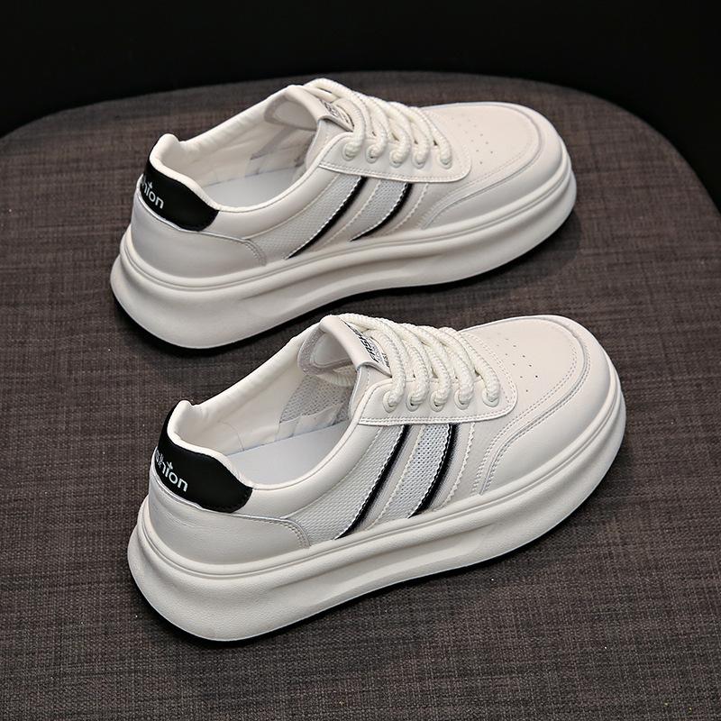 Mesh breathable little white shoes women's shoes summer 2025 new platform explosion Internet celebrity versatile casual sports shoes