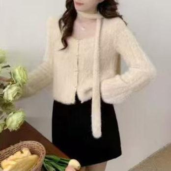 Light Luxury Imitation Mink Velvet Knitted Sweater Women's Base Autumn and Winter White Design Temperament Neck Foreign Style Cardigan Top