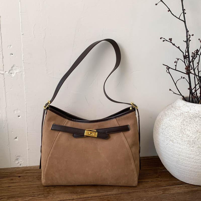 

Niche large-capacity tote bag shoulder bag 2025 autumn new trend fashion commuter messenger tote women s bag хаки