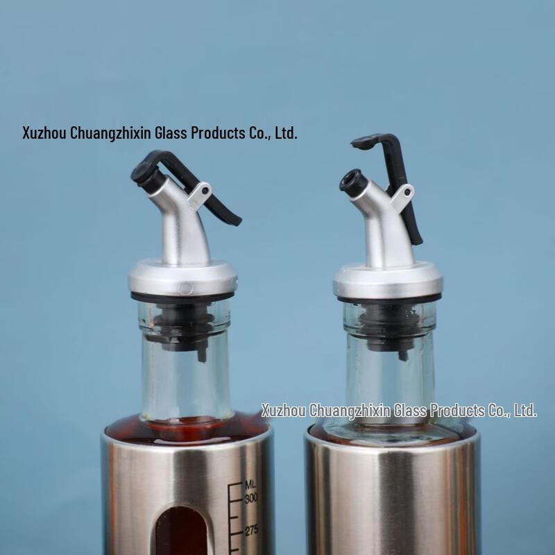 ZISIZ Kitchen Stainless Steel Oil Pot & Glass Seasoning Bottle Set