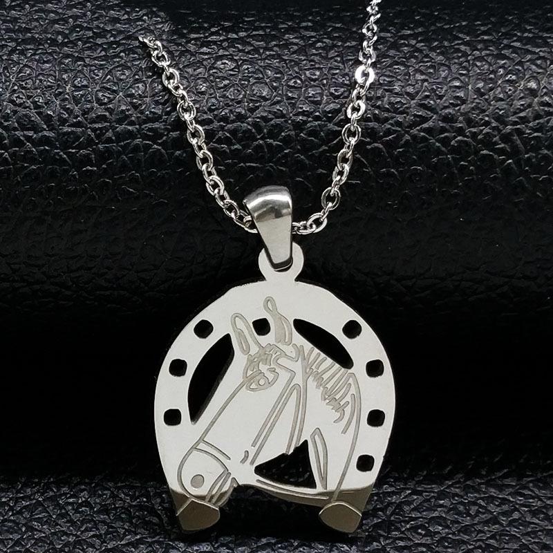 

Horse Head Pendant Necklace, Animal Design, European And American Stainless Steel Horseshoe-shaped Necklace For Men And Women. One Size
