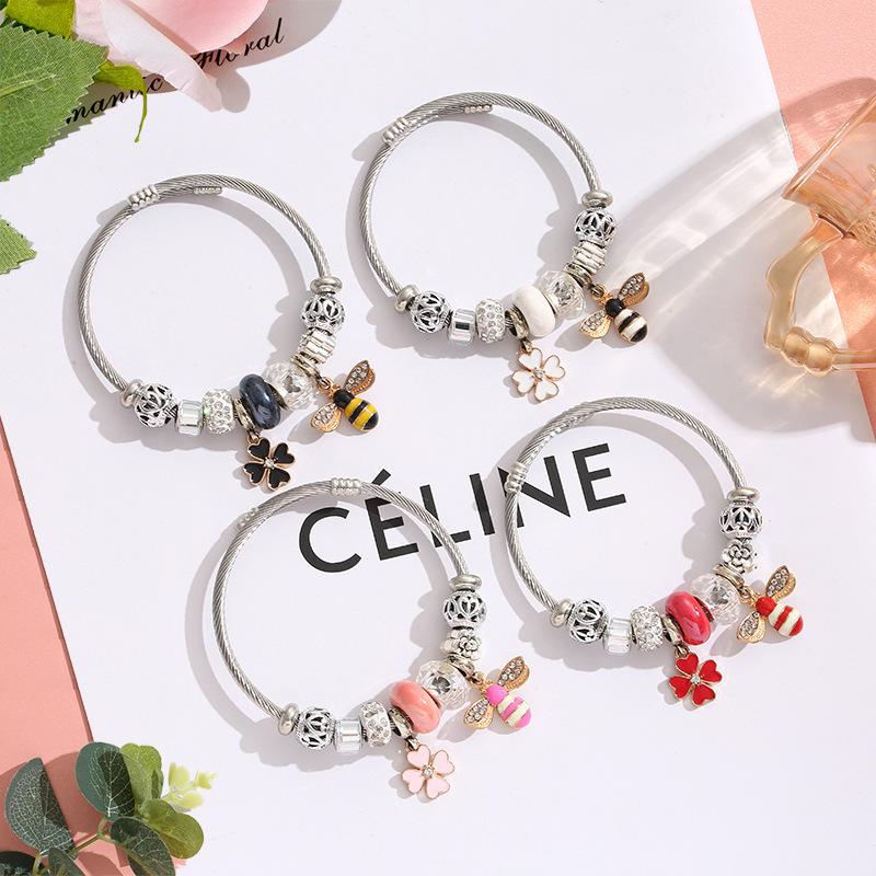 Fashion Four Leaf Clover Bee Alloy Pendant Crystal Bracelet Stainless Steel Handmade Woven Bangle