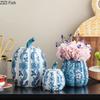 Vaso de Porcelana Azul e Branco em Forma de Abóbora Decoração de Mesa Flor Artificial Arranjo de Flores Decorativas Vasos Decoração Moderna para Casa