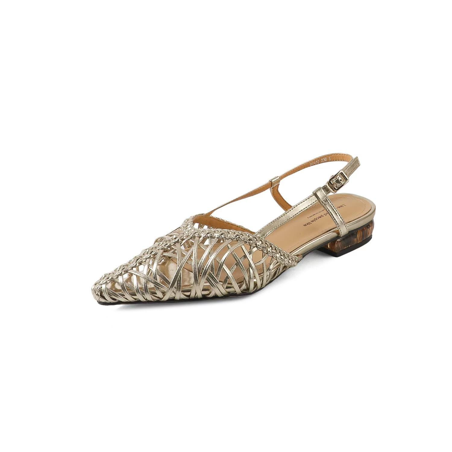 

Niche light luxury 2025 summer handmade women s shoes foreign trade retro women s shoes cool slippers outer wear rough heel weaving cool 34 золотой