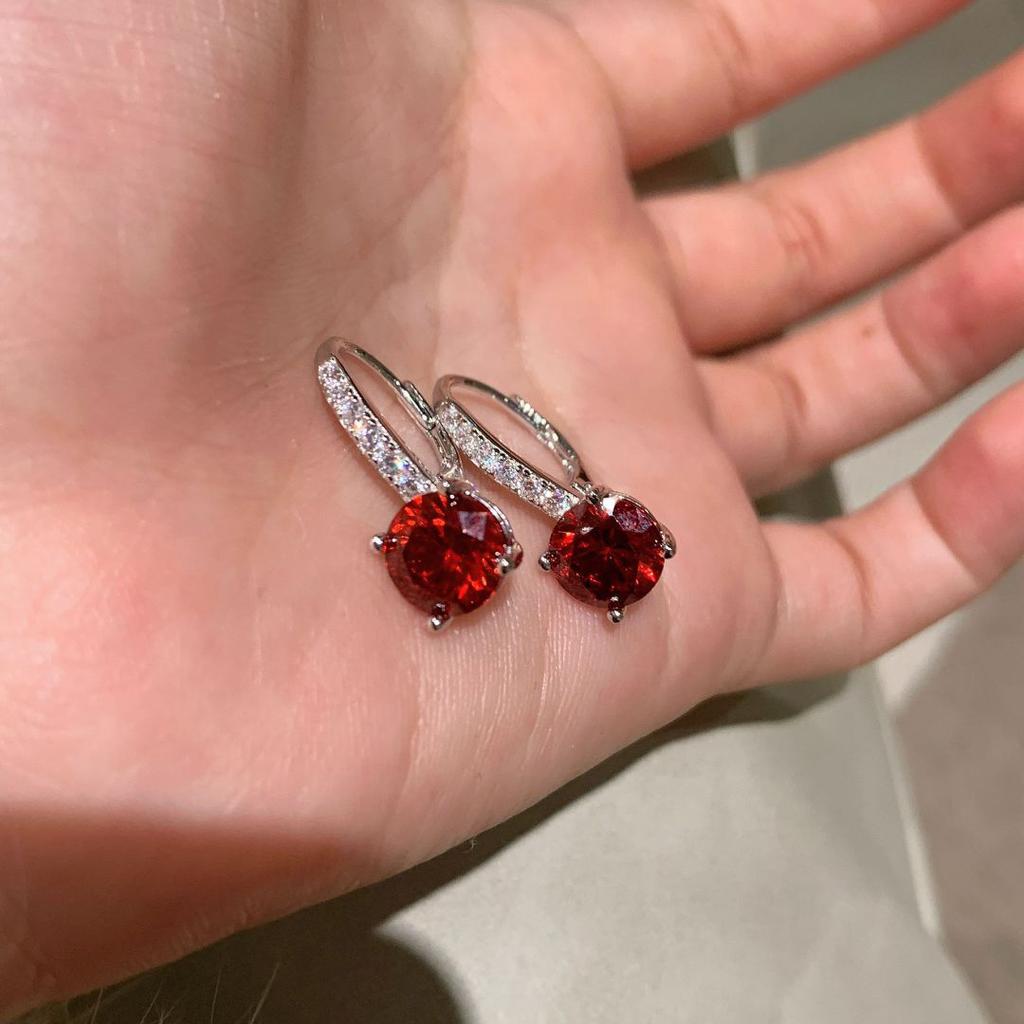 Fashion Diamond Inlay Ruby Earrings For Women Light Luxury Dazzling Vintage Exquisite Earings Buckle Banquet Jewelry