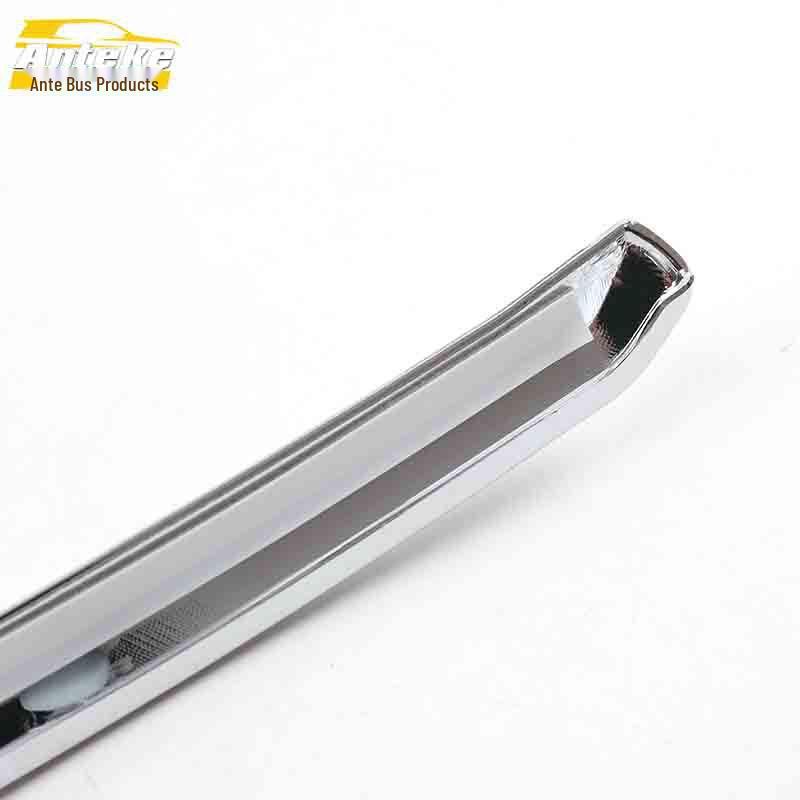 Yusheng S330 Front Grille Trim: Anti-Scratch, Collision-Resistant Bright Strip for Hood Center Modification.