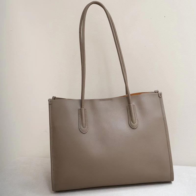 Genuine Leather Women's Bag Niche Soft Leather Tote Bag 2025 New Versatile High-end Large Capacity Cowhide Shoulder Bag Large Bag
