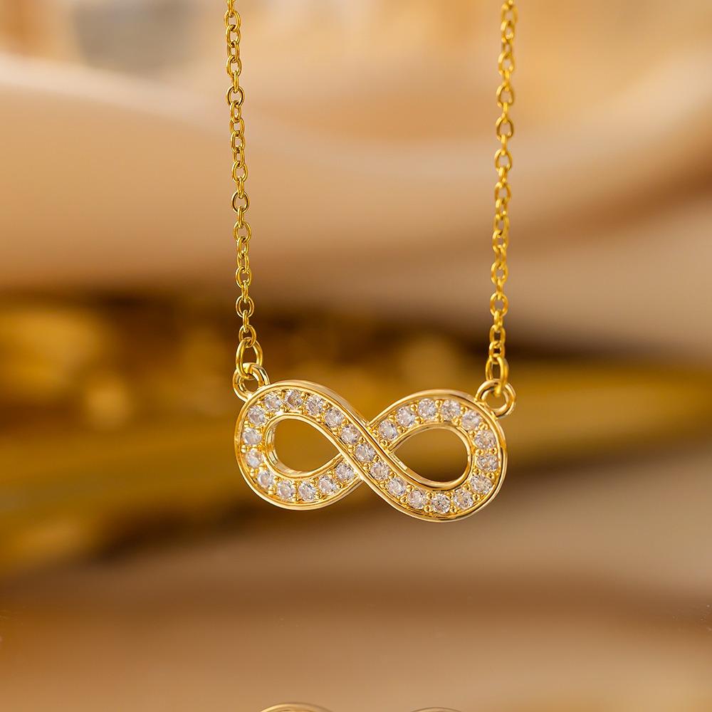 Elegant Luxury Full Zircon Copper Micro Inlaid Necklace Women Simple Exquisite Collarbone Chain Necklace