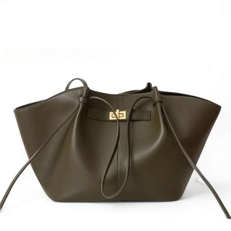 1Pc Lightweight and Large-capacity New Wing Bag Women's High-end Handbag Commuter Tote Bag