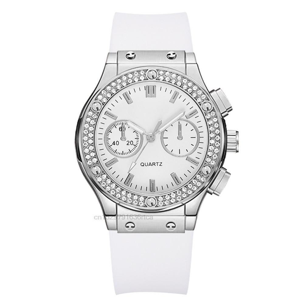 Gumové dámské hodinky Luxusní značky Casual Diamond Dámské Quartz náramkové hodinky Jednoduché sportovní hodiny