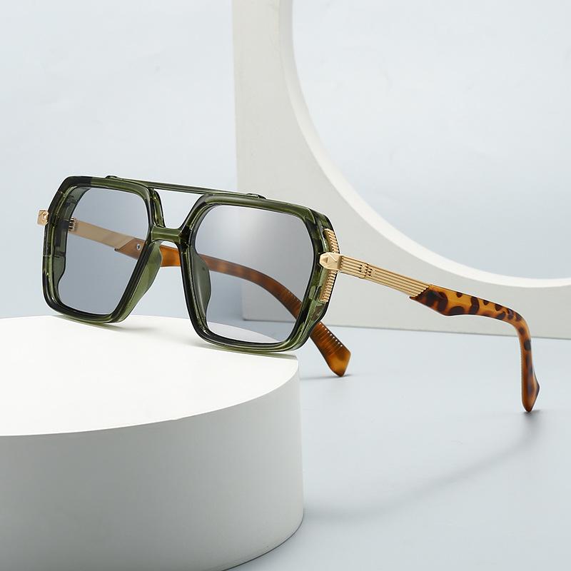 New men's and women's pilot glasses retro double beam square sunglasses sunglasses are in stock.