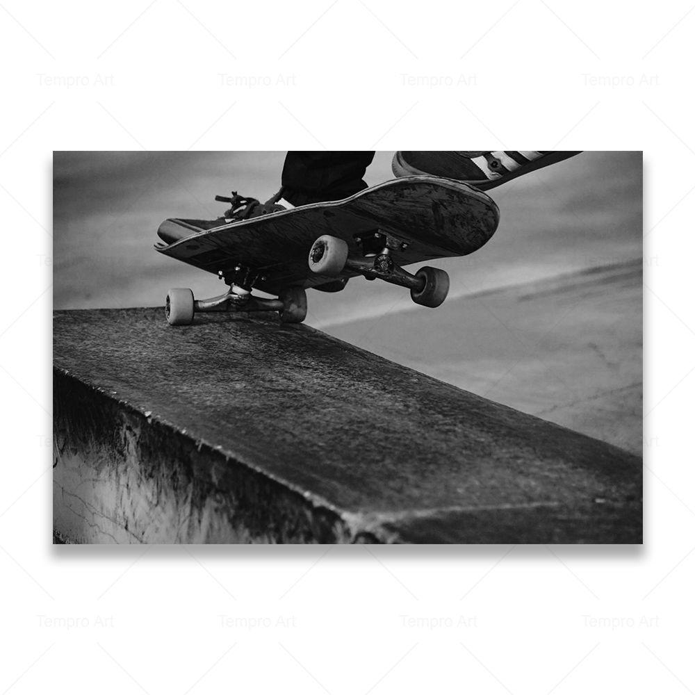 Skateboarding Extreme Sports Posters Prints Black White Photo Canvas Painting Wall Art Pictures Room Decor Skateboard Lover Gift