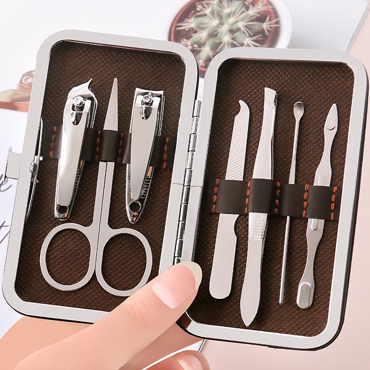 

Набор клипса для ногтей: Набор для маникюра и педикюра из 19 предметов с ножницами, ножами и триммерами Regular