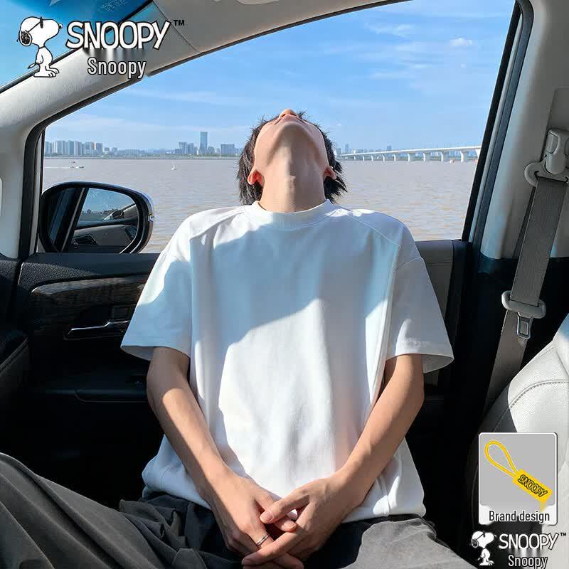 

Snoopy Men s Casual Short Sleeve T-Shirt M