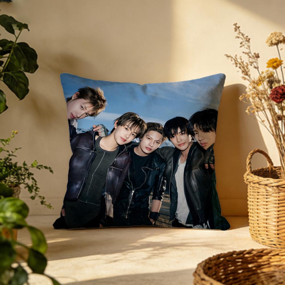 Fashion CCORTISful Cushion Cover Versatile DoubleSided Pillow Case Fit for Sofa Bed Car  Daily Decor