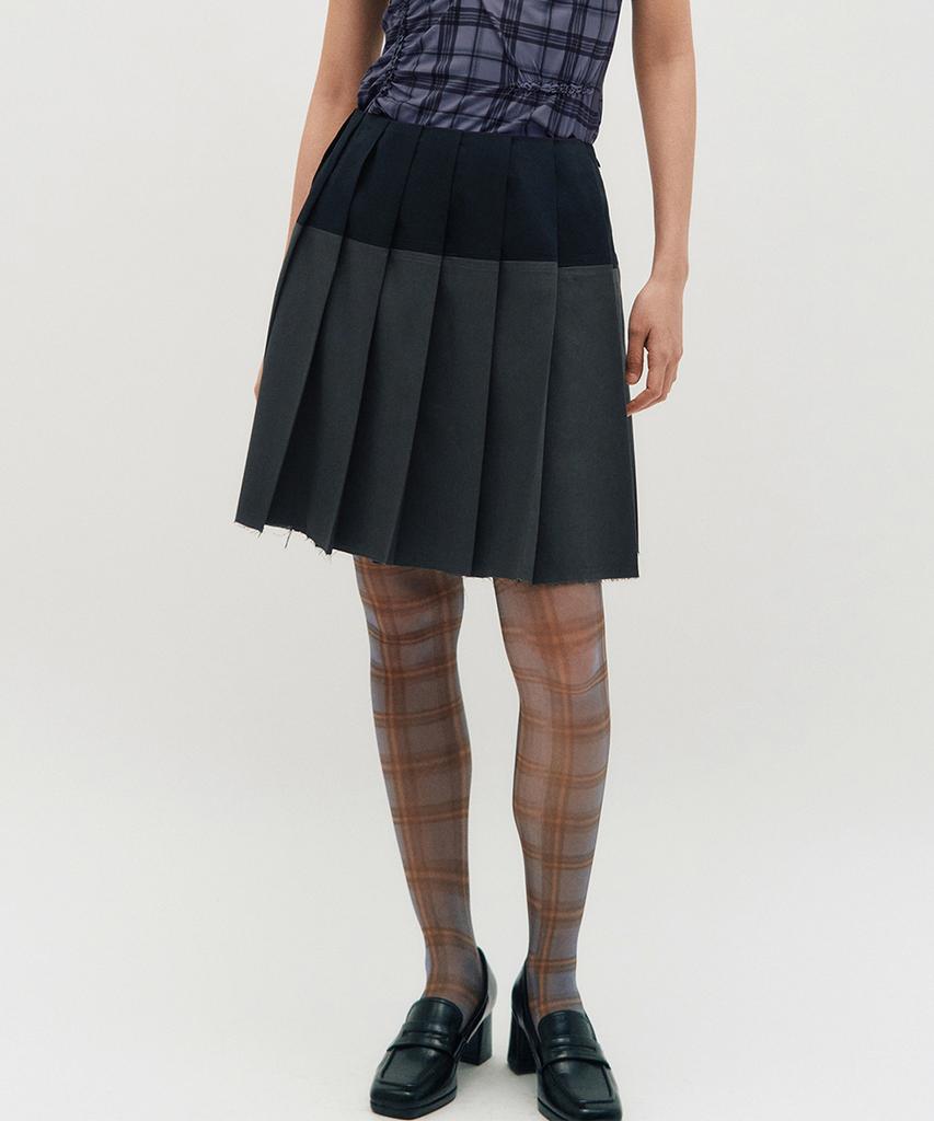 Kimjisu Raw Edge Color Block Pleated Skirt _ Navy
