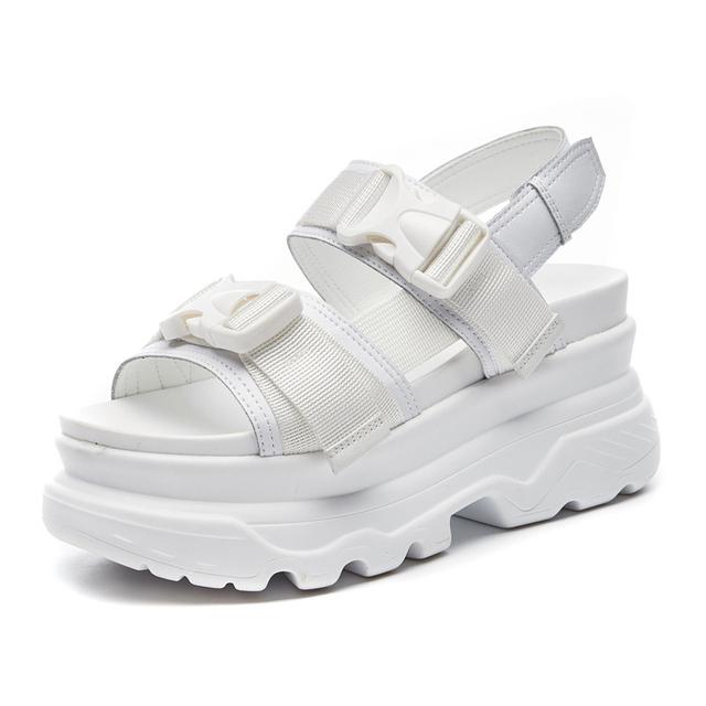Summer Ladies Sandals Buckle Design Black White Platform Sandals Comfortable Ladies Platform Beach Shoes 35 -43