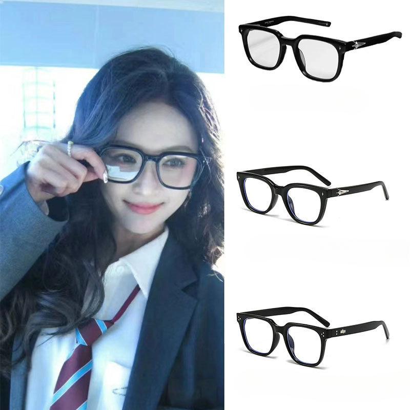 Myopia Glasses Retro Flat Glasses Black Frame Anti-blue Glasses