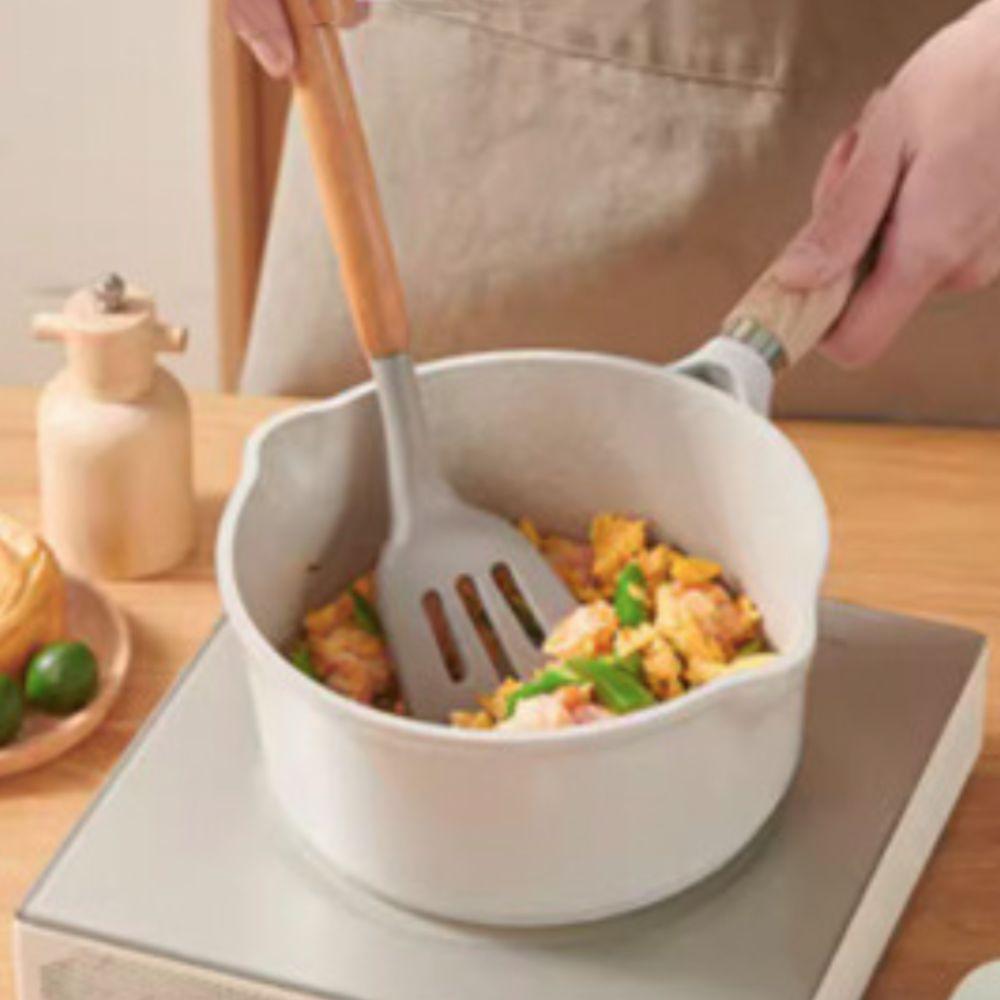 Spout Design Aluminum Zinc Zinc Alloy Milk Pot Non-stick Soup Pan Mini Saucepan  Stove
