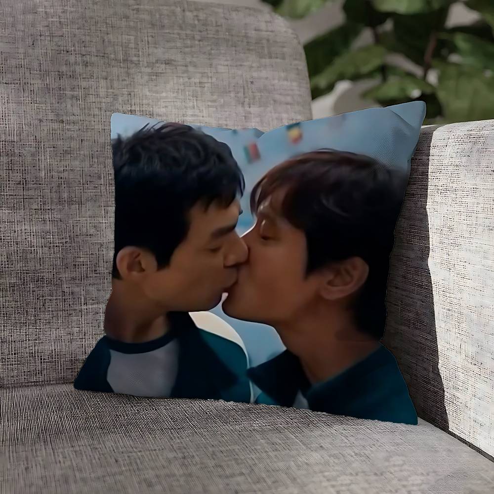 Lee B-Byung H-Hun Pillow Case For Sofa Decor Home Car Office Living Room Printing Cushion Cover Decorations and Protector