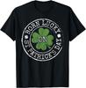 Born Lucky On St Patricks Day Irish Clovers Birthday Bday T-Shirt Unisex T-Shirt