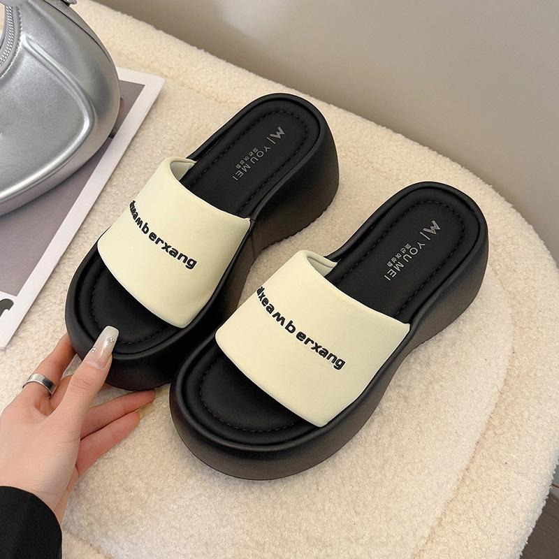Thick-soled heightening cool slippers for women's summer wear 2025 new fashion with skirt one-word casual beach sandals