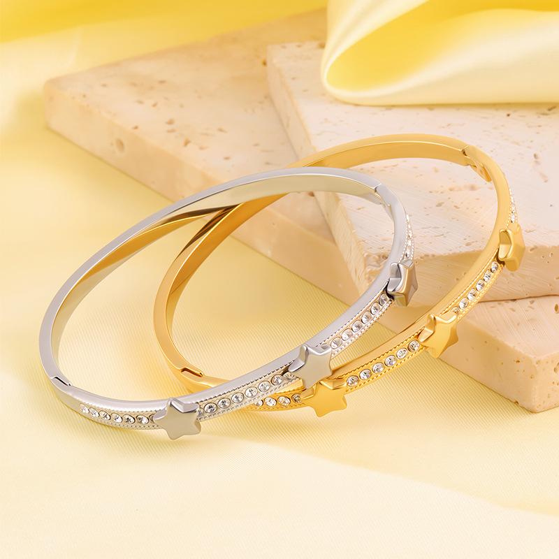 Women's High-end Couple's Bracelet Five-pointed Star Titanium Steel Bracelet