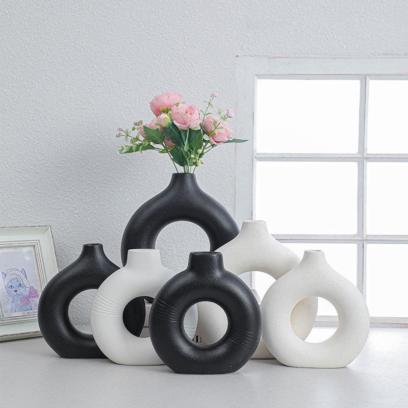 Nordic Ceramic Circle Vase - Creative Home Decor for Living Room