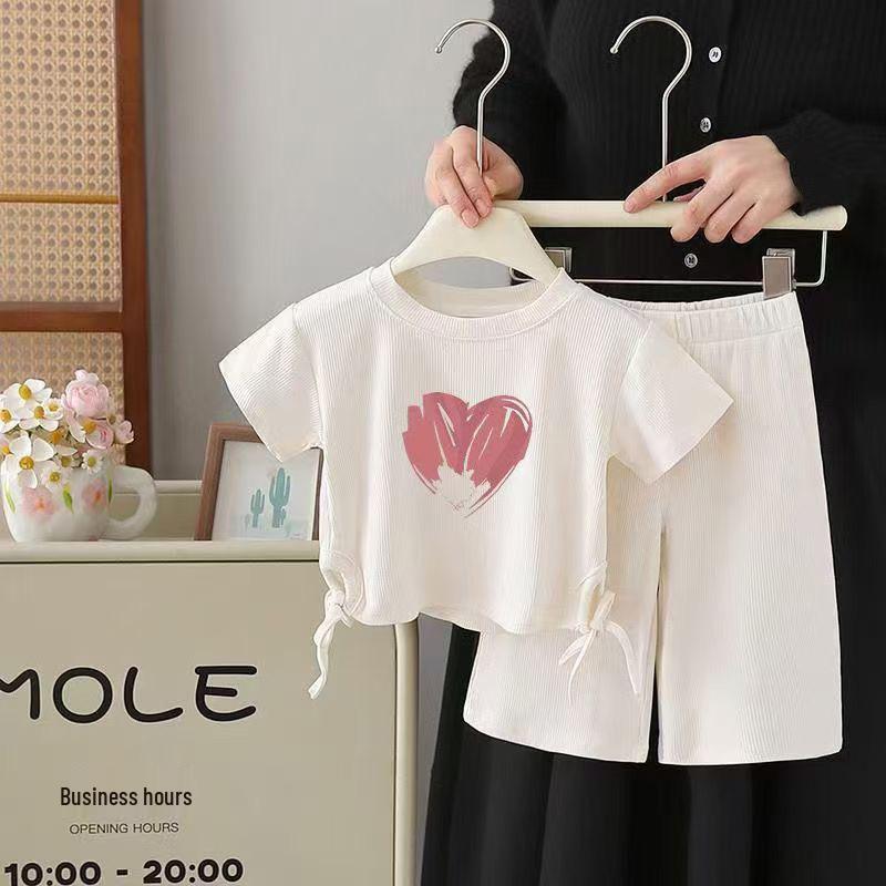 Korean Summer Girls' Sweet T-shirt & Stylish 7-Point Pants Set - Short Sleeve Children's Wear Two-Piece