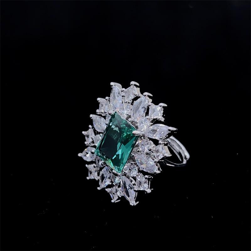 **Exquisite Emerald Diamond Jewelry Set: Earrings, Ring, Necklace**