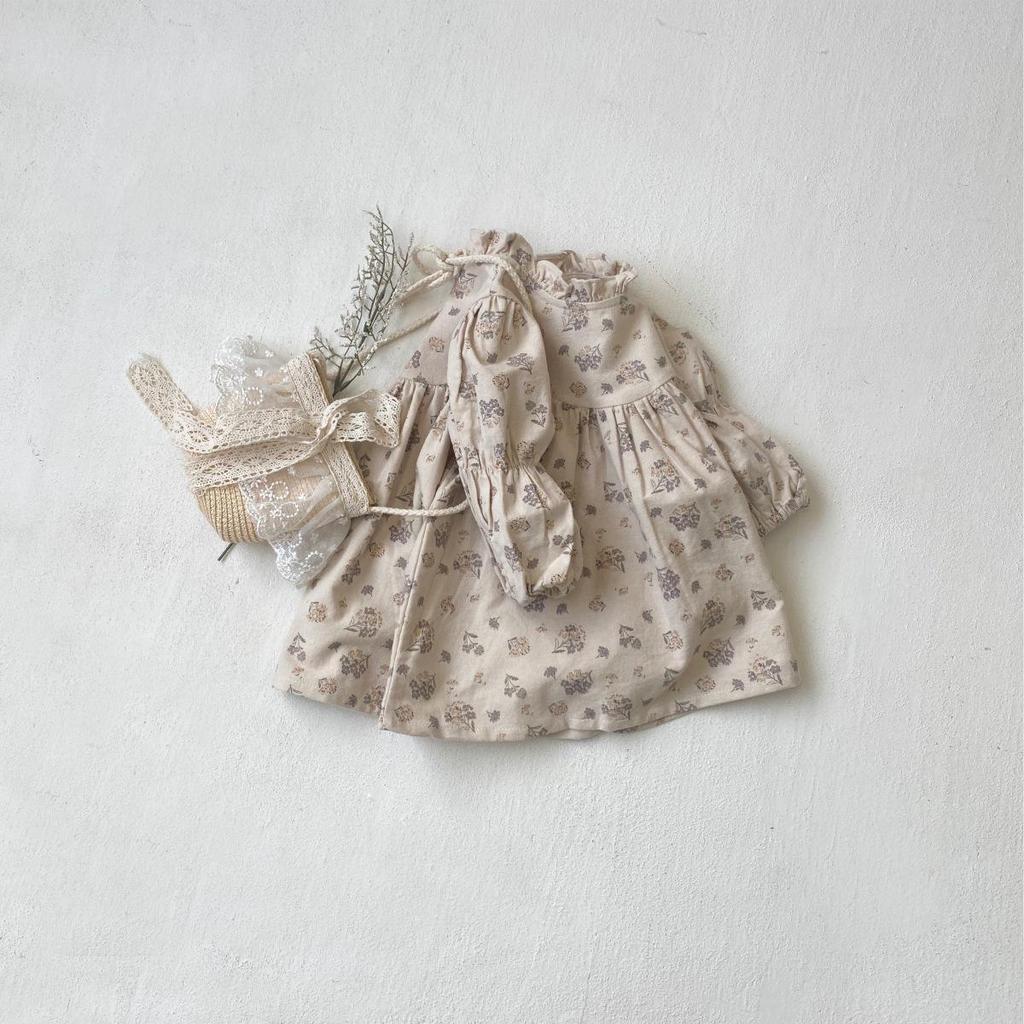 Spring Baby Girl Retro Court Princess Floral Dress with Flower Bud Collar.