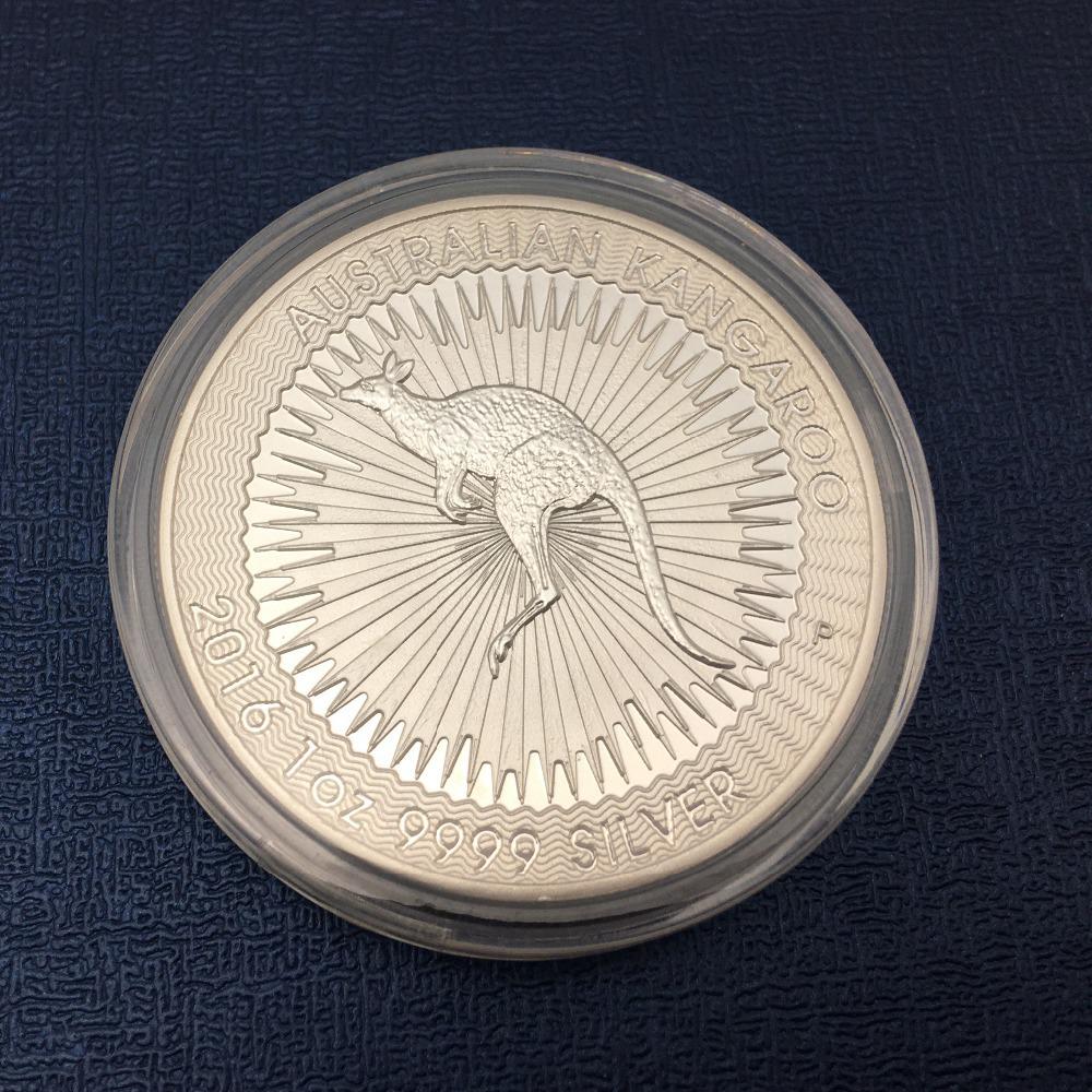 In Stock Australia Kangaroo Gold-Plated Silver Coin: Queen Commemorative