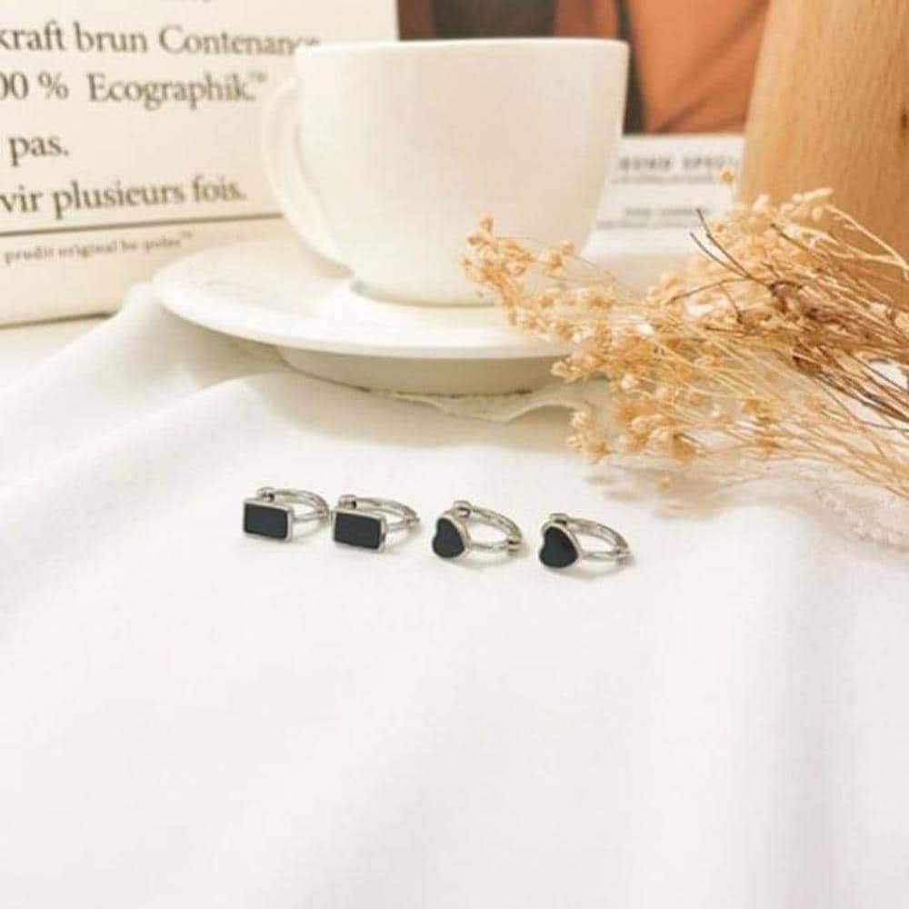 [Onm] Onm Ggd Black One-Point Earrings (9593204)