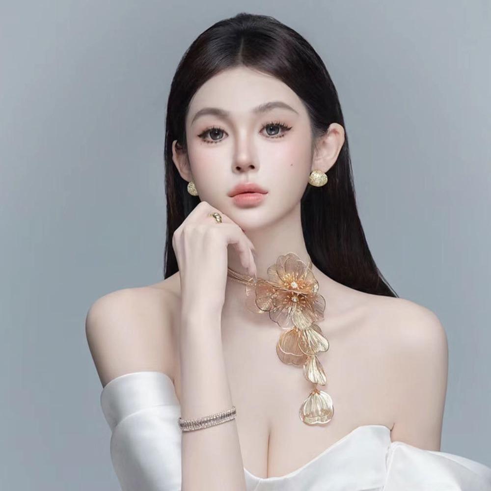 Luxury Exaggerated Choker Temperament Long Tassel Collarbone Chain  Banquet Party