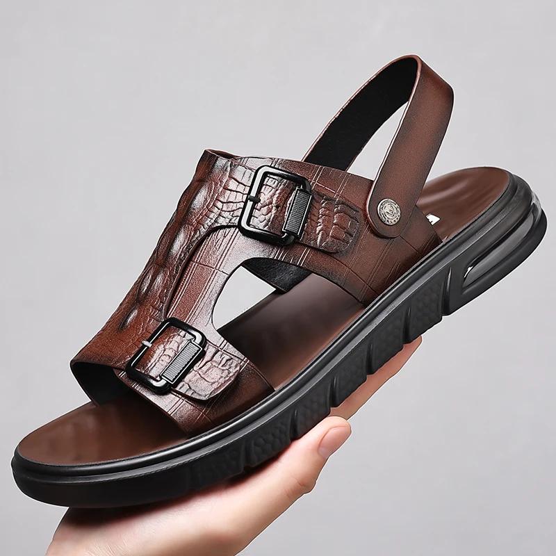 Mode Sommer Rissige Haut Herren Zehentrenner Leder Herren Strandsandalen Hochwertige Doppelschnalle Business-Sandalen Laufschuhe
