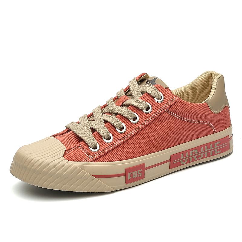 Nya Vår Herrskor Nischdesign Lätt Lyx Mode Casual Herr Trendiga Skor Bekväma Platta Mångsidiga Herrskor