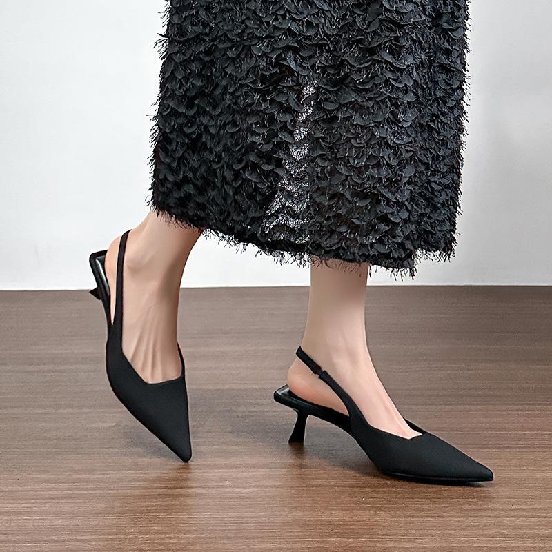 thin heel low heel sandals women~ new bag head empty single shoes light mouth French temperament fashionable and elegant black women's shoes
