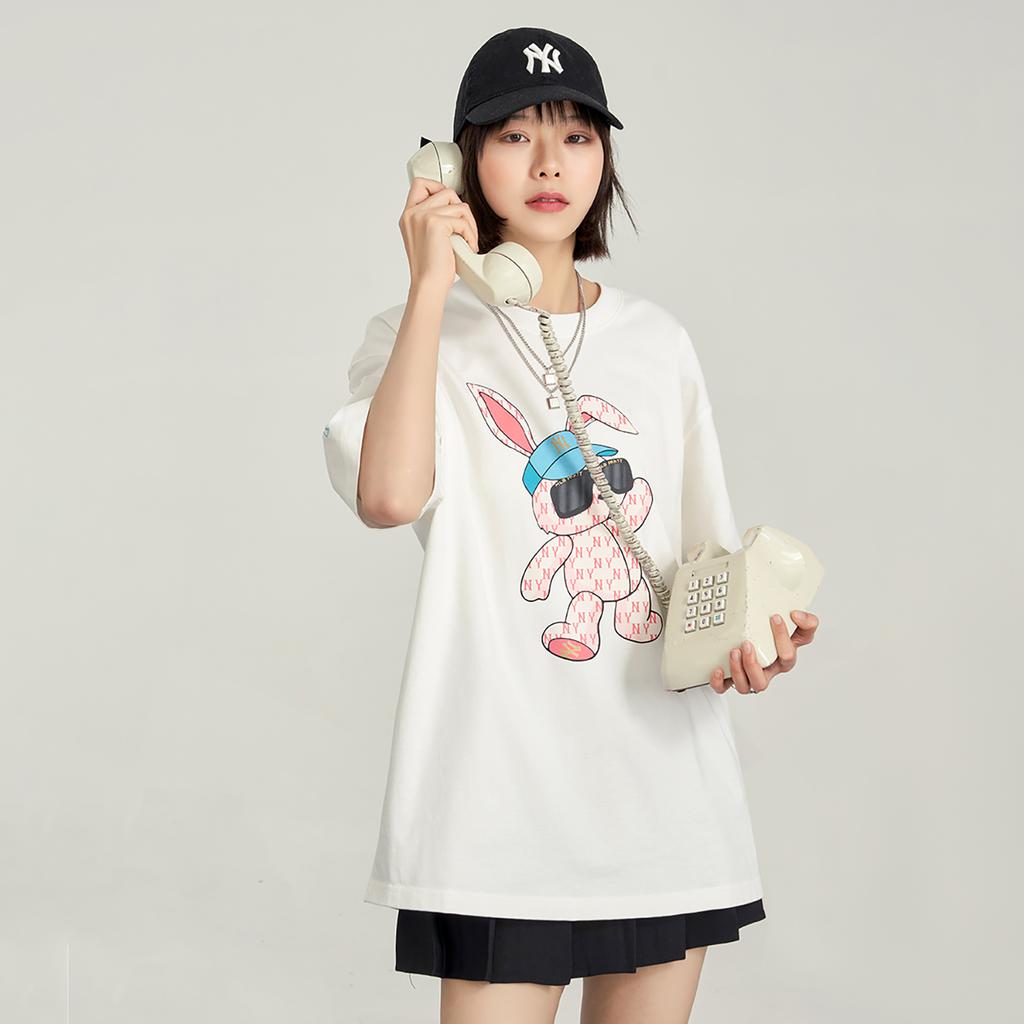 MLB SS23 New York Yankees Cartoon Rabbit Print Breathable Loose Fit Crew Neck Short Sleeve T-Shirt Unisex T-Shirts White 3ATSQ0131-50CRS