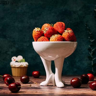 Carino Piatto di Frutta a Tre Piedi Piatto in Ceramica Creativo Piatto per Snack e Dessert per Feste di Compleanno Stoviglie Moderne per la Decorazione della Tavola di Casa