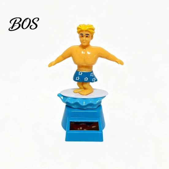 Halkfri Bildekoration Surfarepojke Solcellsdriven Nickleksak, Tecknad Bobblehead som Tillbehör För Skakiga Vägar Instrumentbräda, Automatisk Gungande Skakande Figur