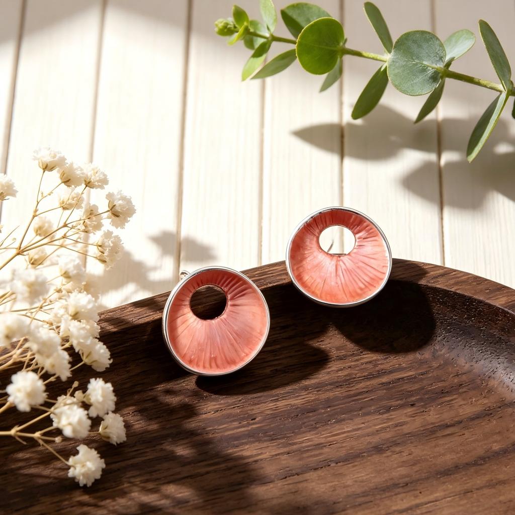 Explosive hollow ring hand-painted enamel color stud earrings, environmentally friendly alloy material, daily versatile personalized earrings