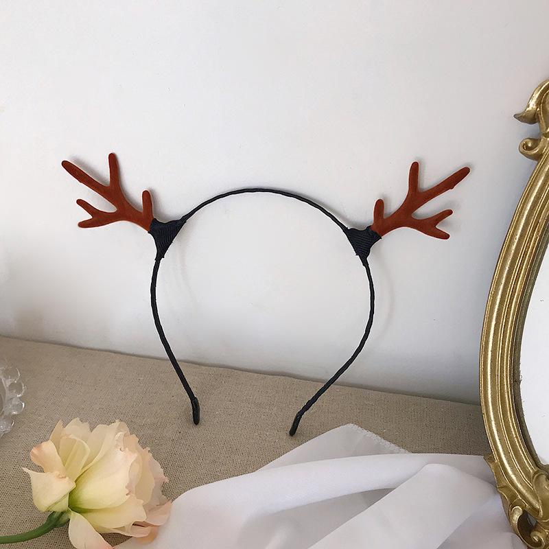 

Christmas Elk Antler & Bell Fairy Headband: Festive Hair Accessory