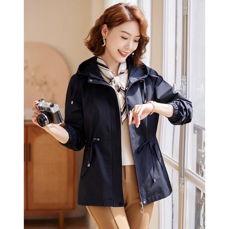 

Женский осенний тренч с капюшоном и кулиской L