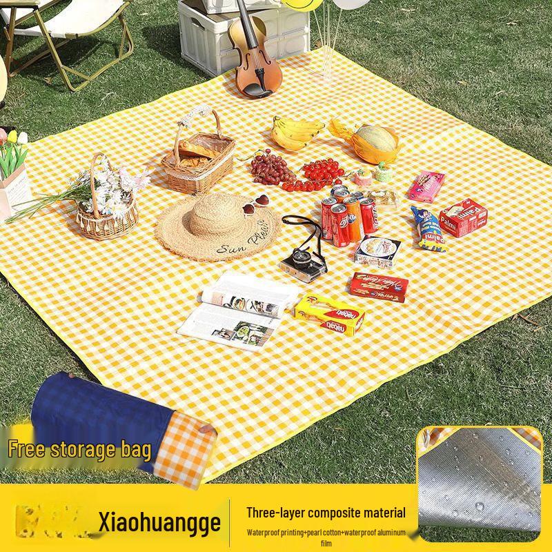 

ZISIZ Thickened Outdoor Camping Picnic Mat 1.5 x 2 meters
