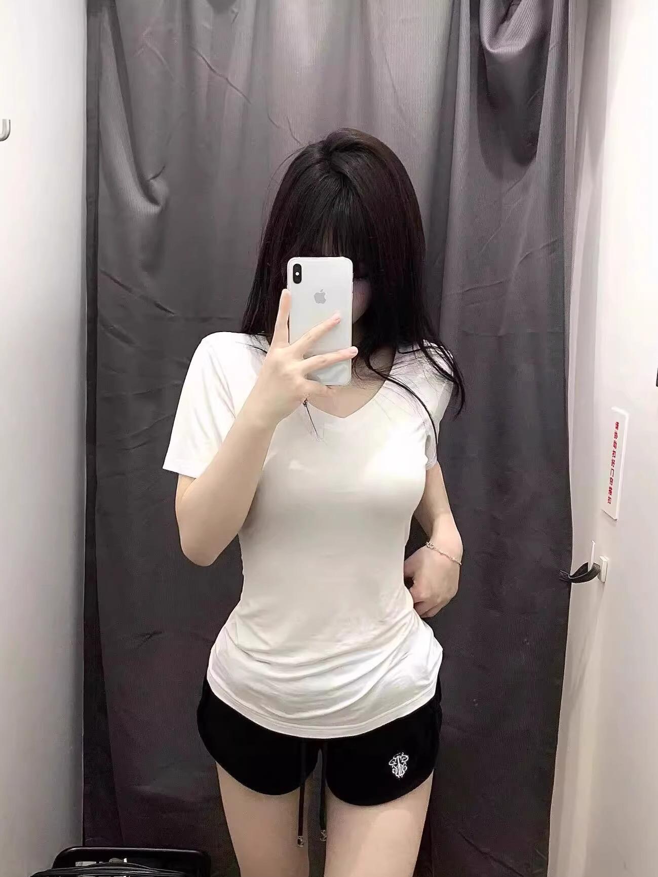 

Women s V-neck Slim Fit High Waist T-shirt - 2025 Summer American Style Trend XL (Premium) белый