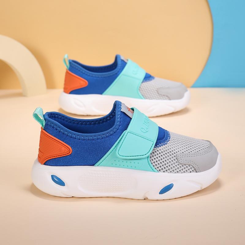 Boys shoes 2025 summer single net breathable female students middle and older children go out lightweight sports shoes fashion casual shoes