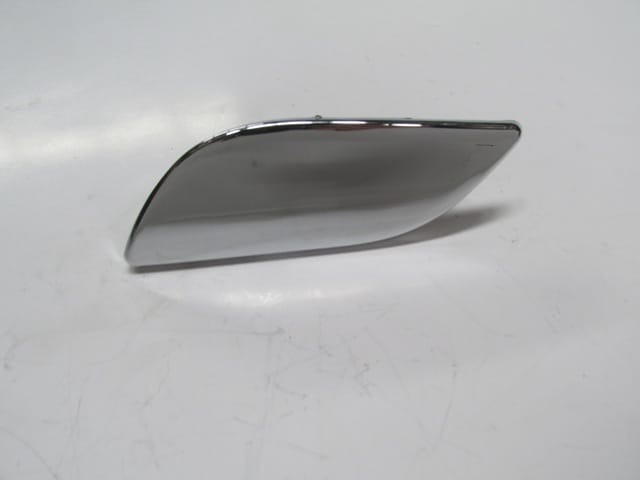 For Skoda Superb 2009-2012  right headlight washer nozzle protective cover  nickel-plated  OEM 3T0955110A