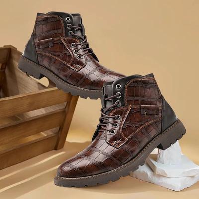 New Men's Classic Plus Size Leather Boots Retro British Style Outdoor Breathable and Non Slip Mid Top Casual Leather Boots